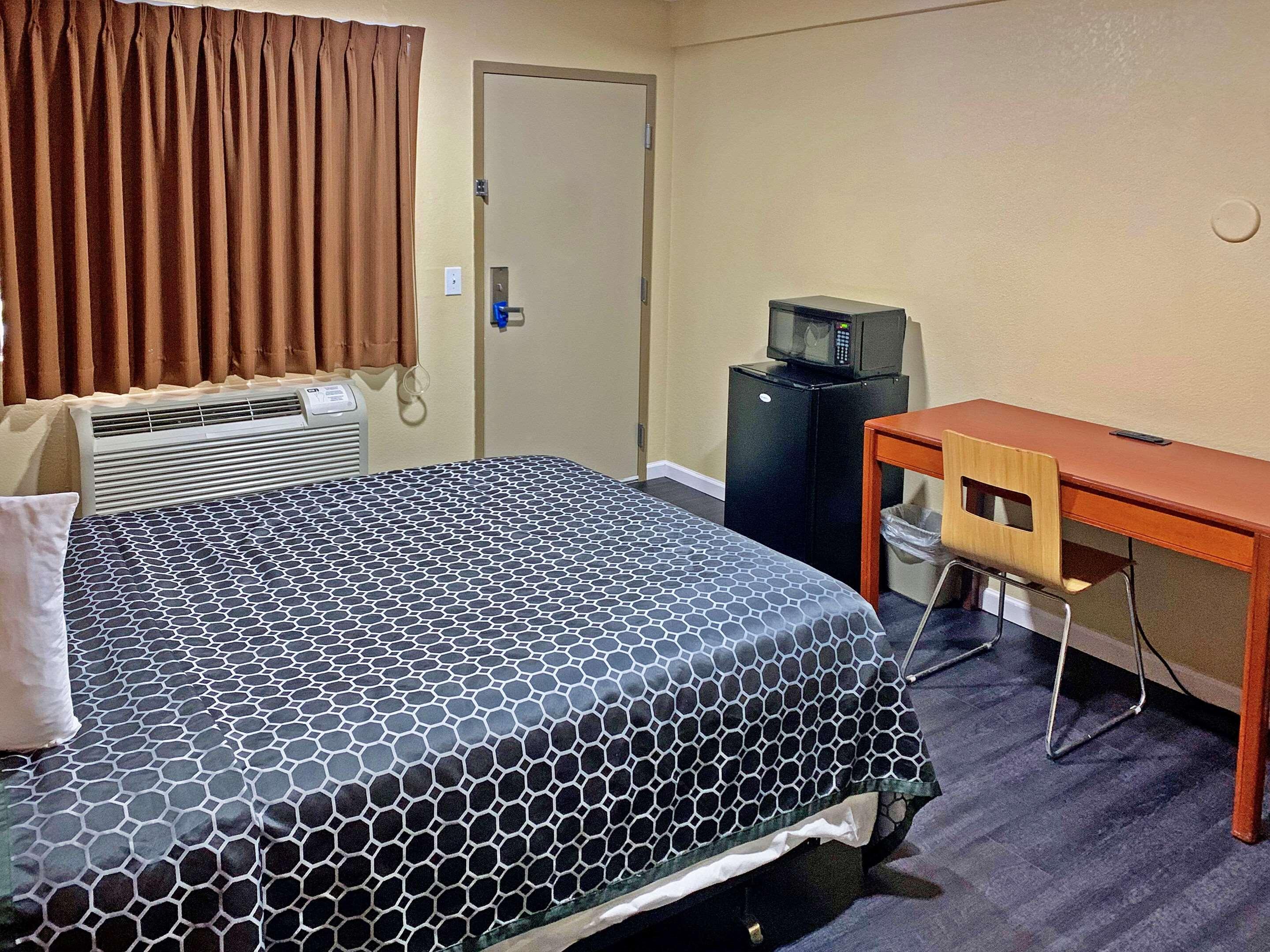 Rodeway Inn Sacramento-University Area מראה חיצוני תמונה