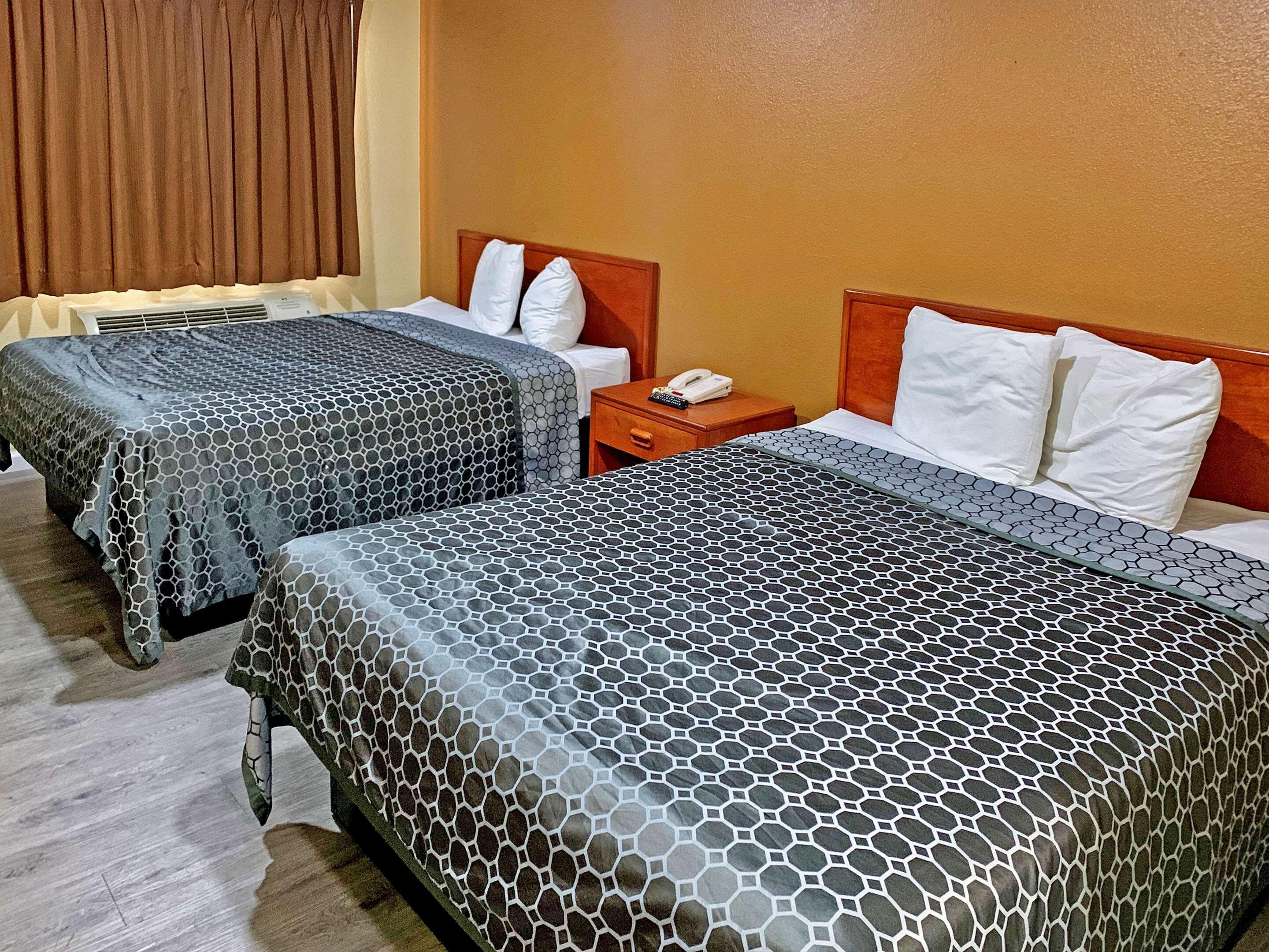 Rodeway Inn Sacramento-University Area מראה חיצוני תמונה