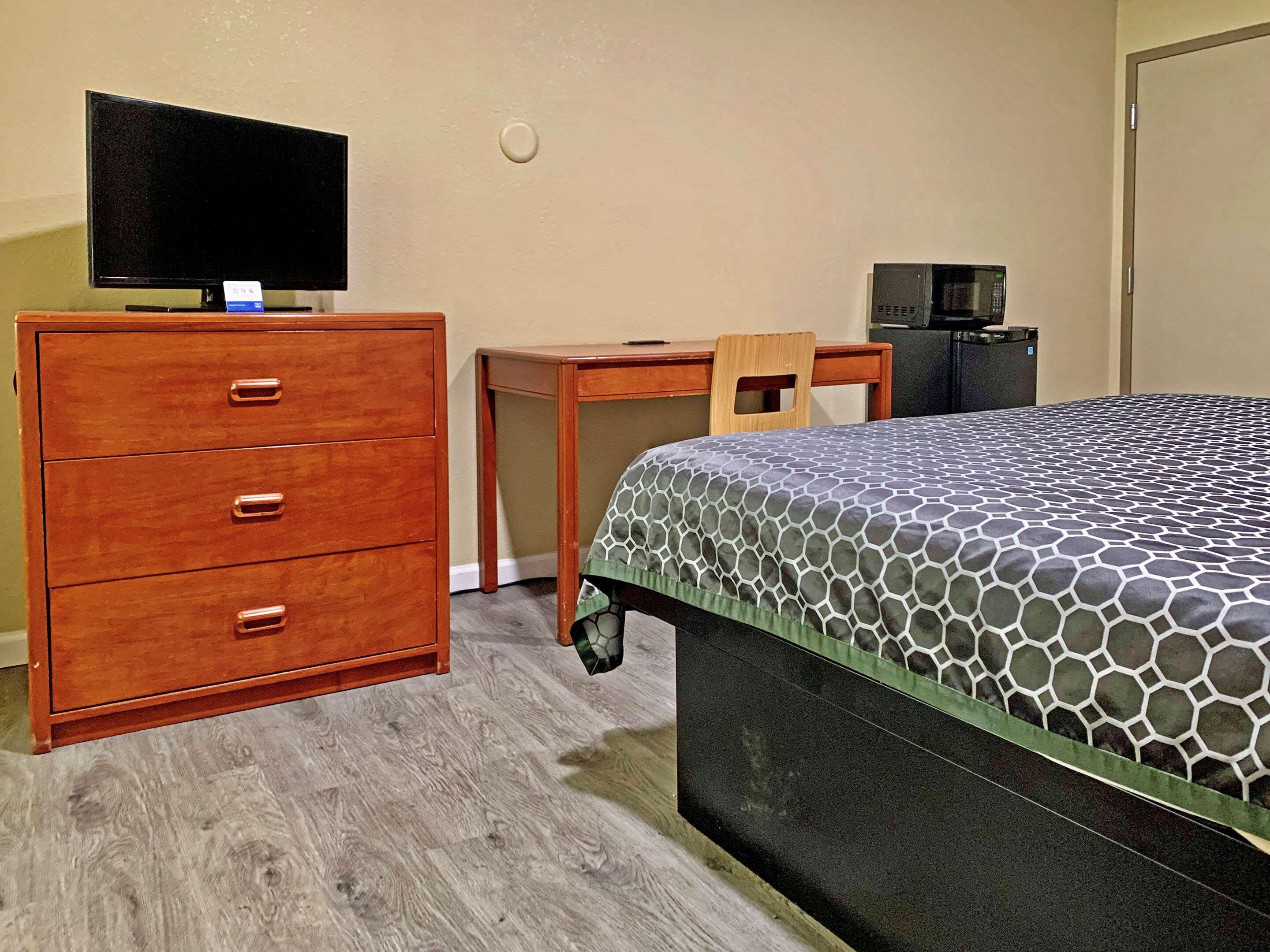 Rodeway Inn Sacramento-University Area מראה חיצוני תמונה