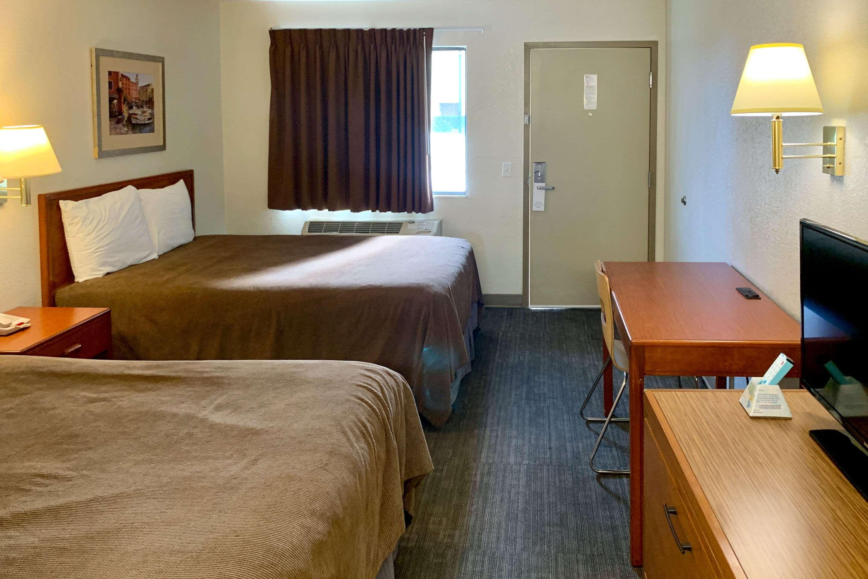 Rodeway Inn Sacramento-University Area מראה חיצוני תמונה