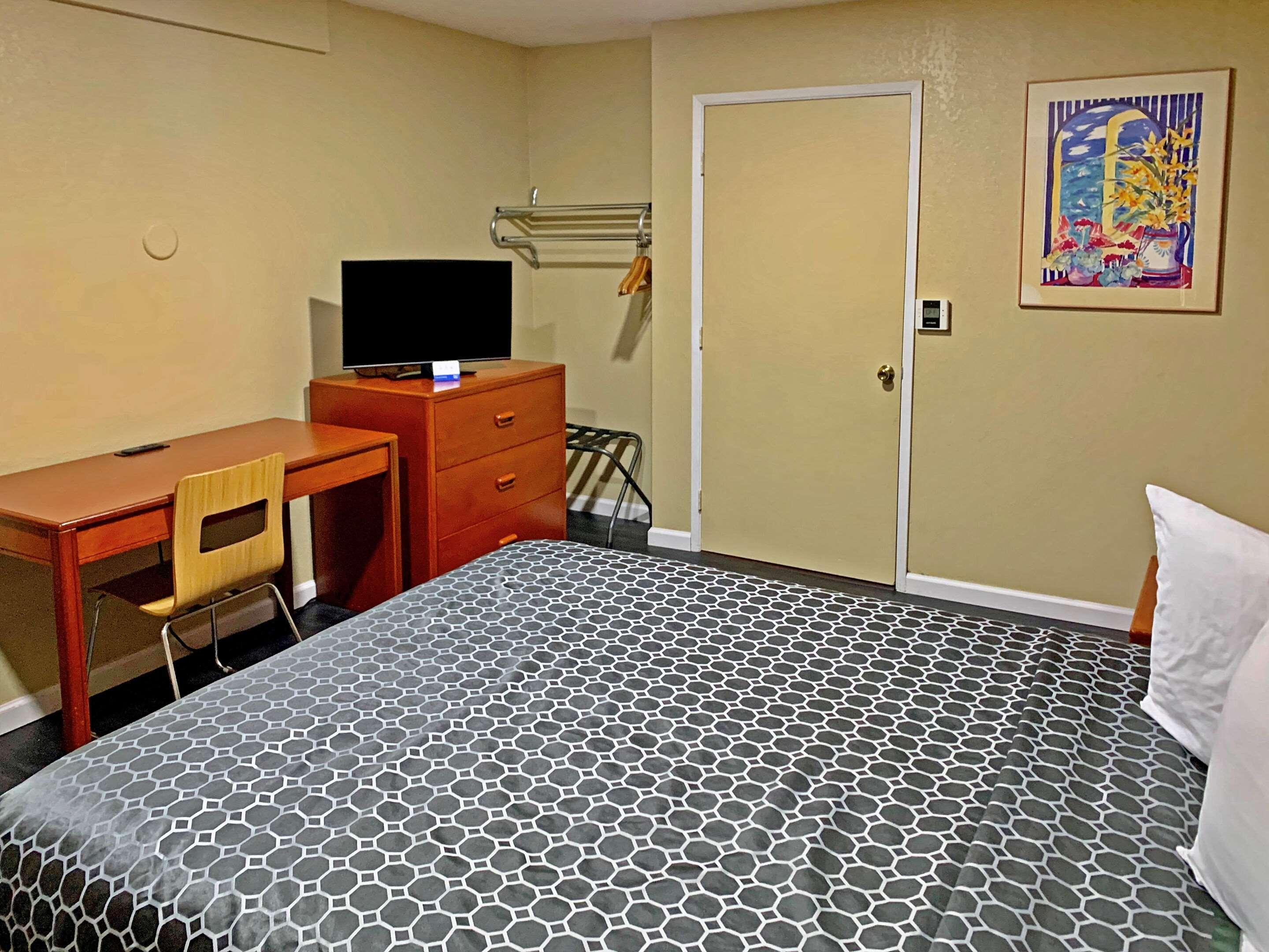 Rodeway Inn Sacramento-University Area מראה חיצוני תמונה