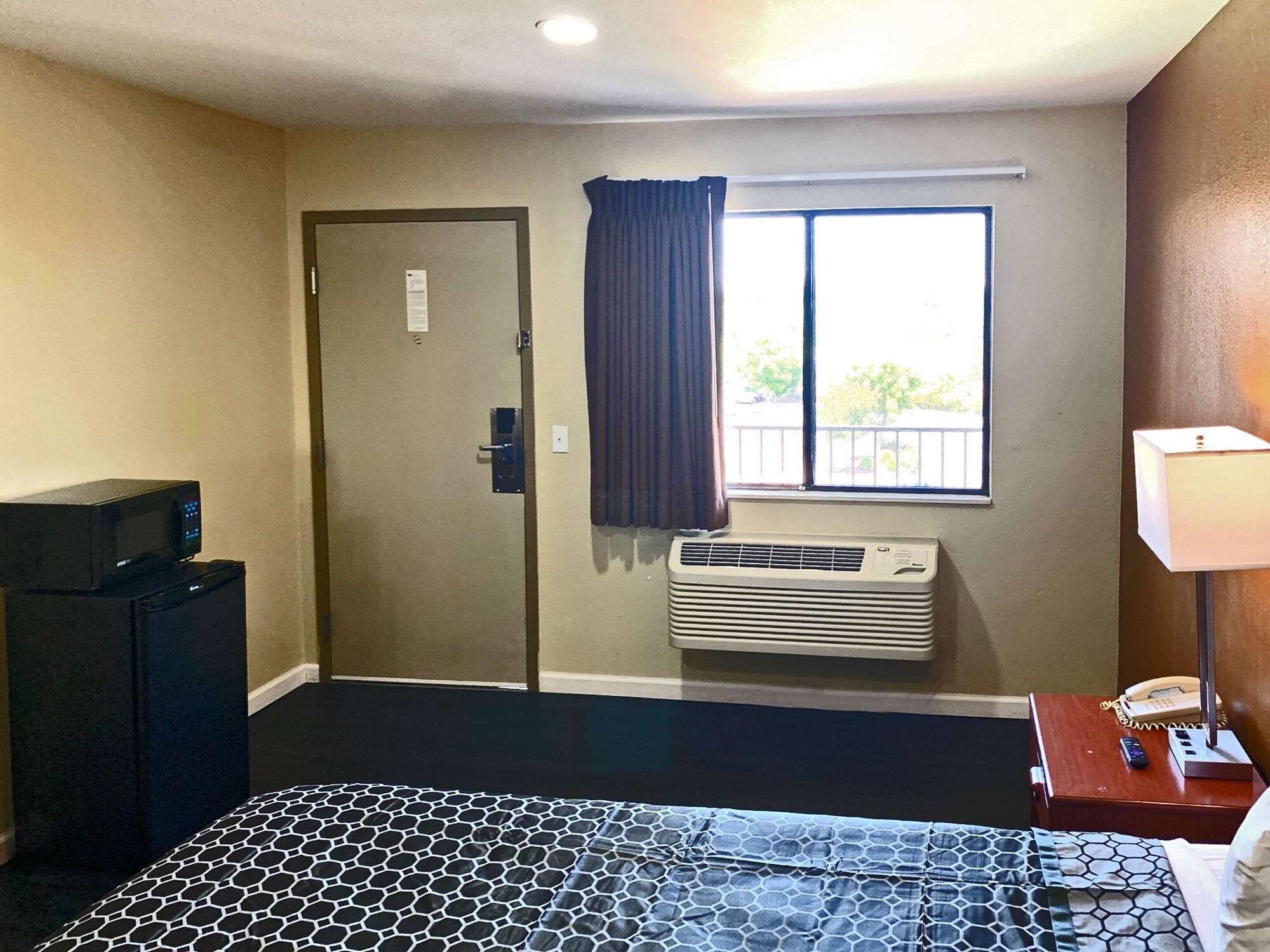 Rodeway Inn Sacramento-University Area מראה חיצוני תמונה