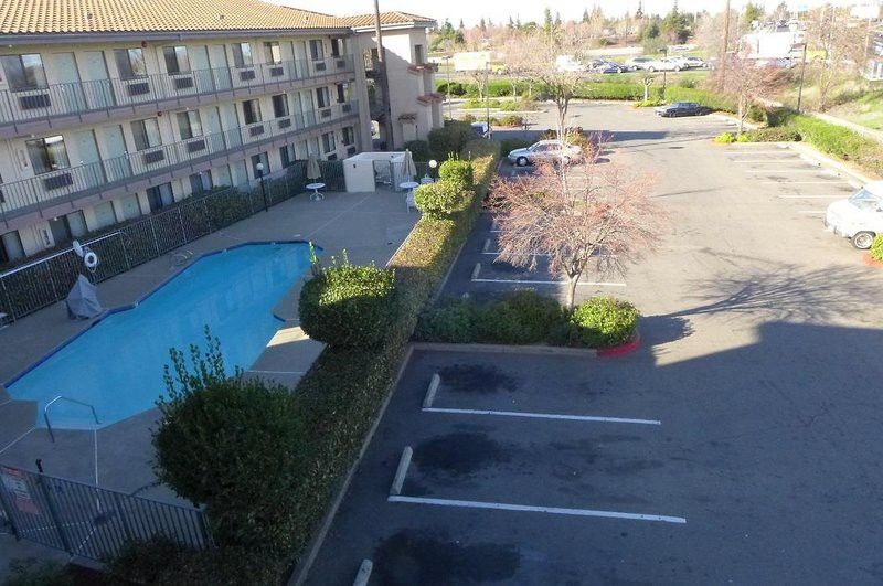Rodeway Inn Sacramento-University Area מראה חיצוני תמונה
