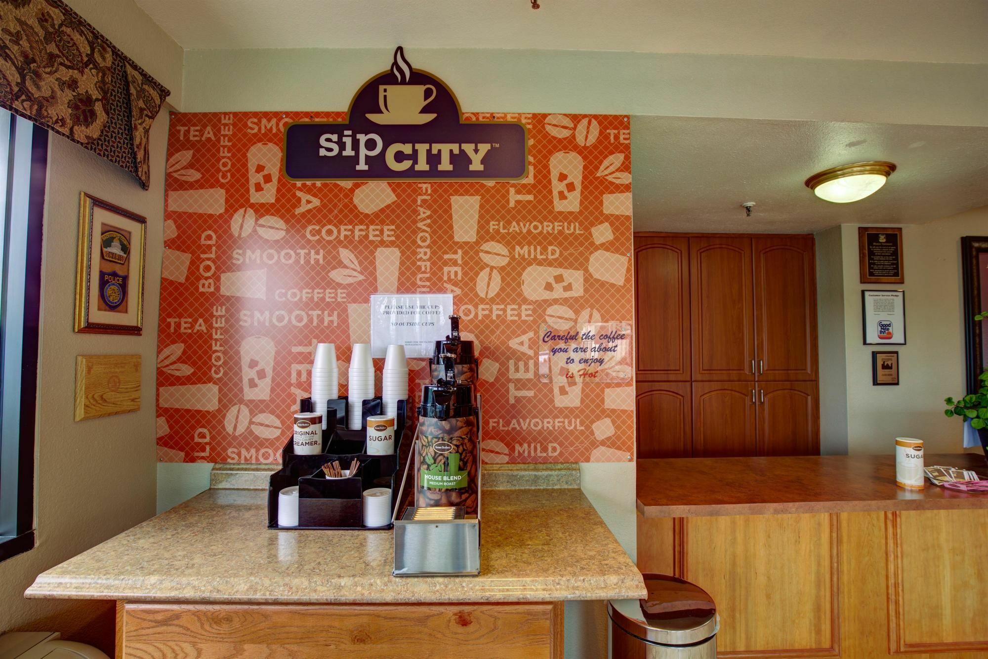 Rodeway Inn Sacramento-University Area מראה חיצוני תמונה
