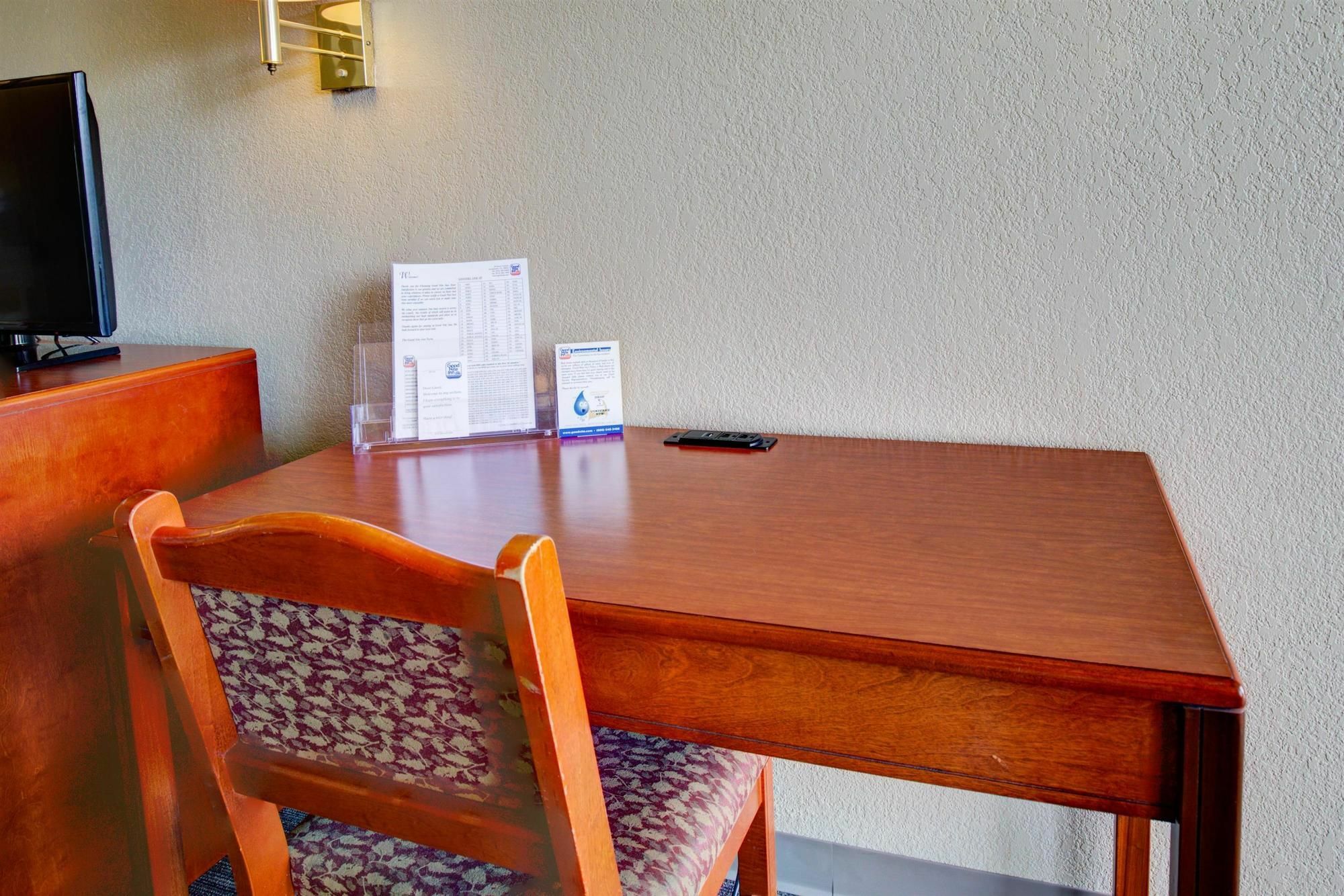 Rodeway Inn Sacramento-University Area מראה חיצוני תמונה